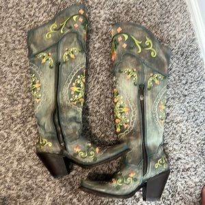 Dan post knee high boots (Used once)